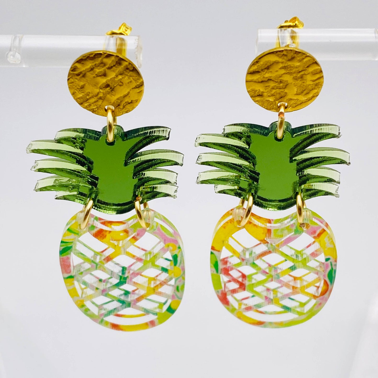 PINEAPPLE
