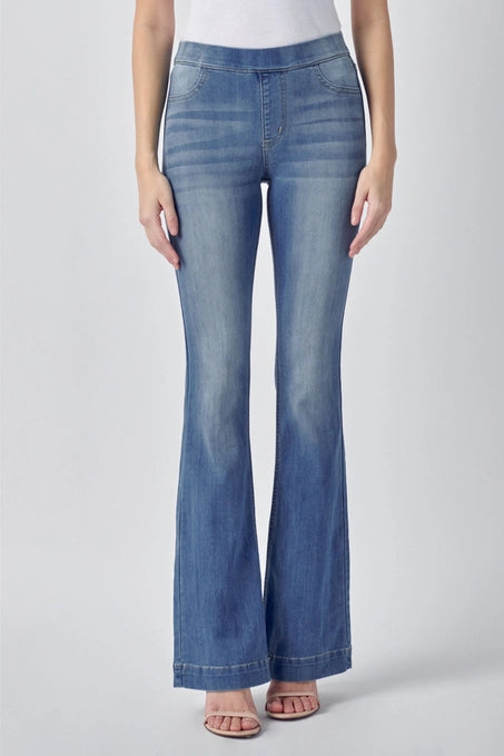 Mid Rise Flare Jegging