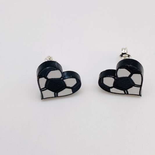 SOCCER HEART STUDS