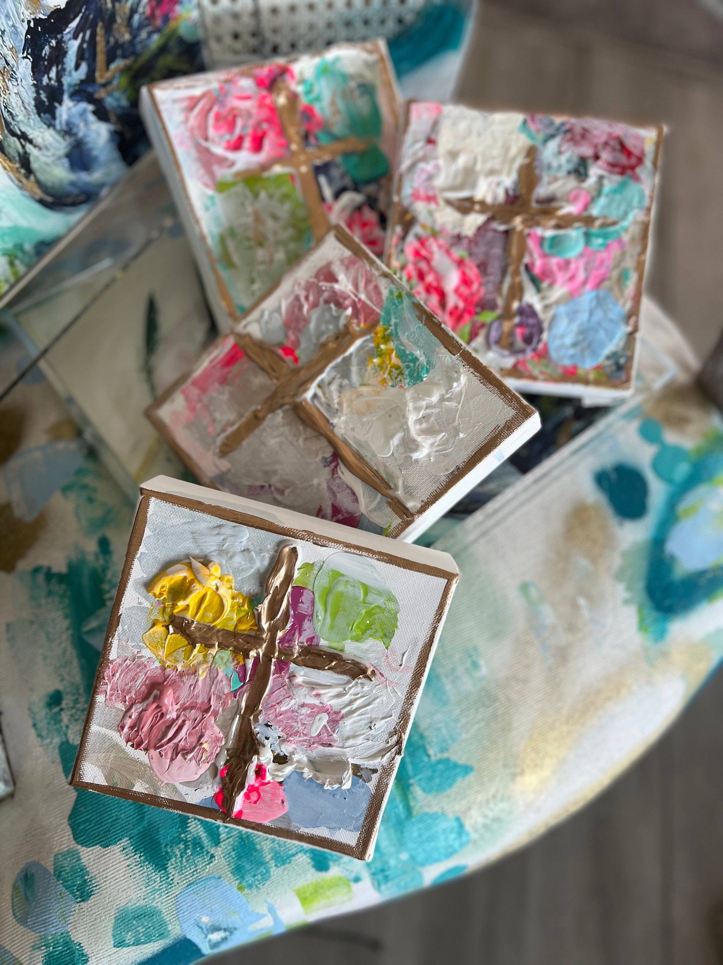 Paint Pallet Canvas Cross