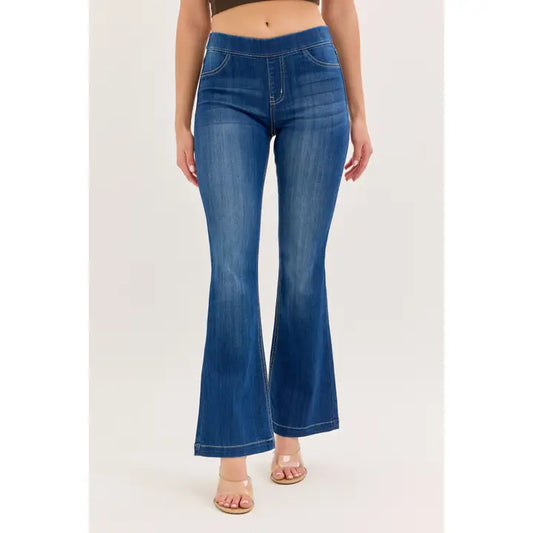 Petite Mid Rise Flare Jeg
